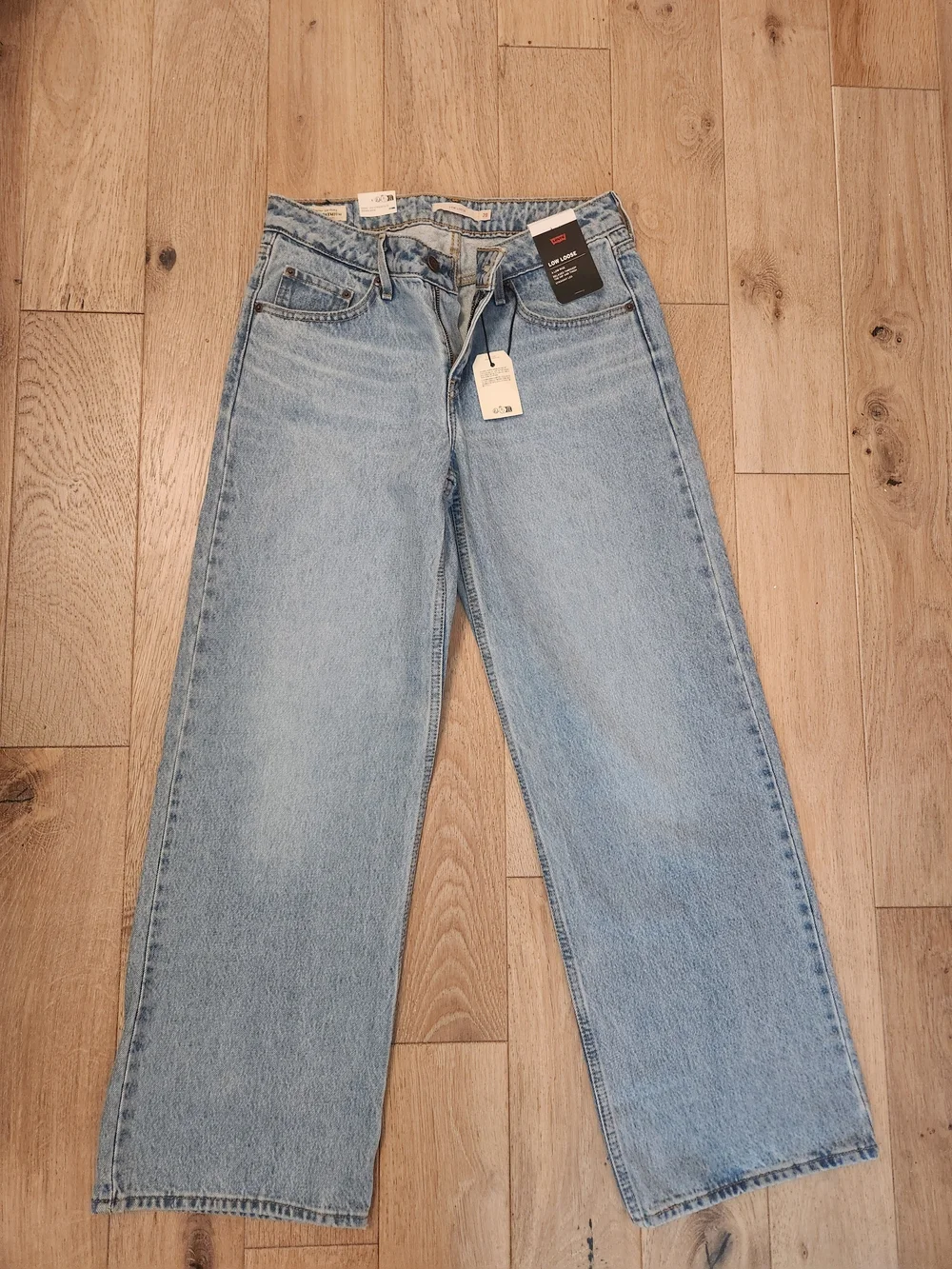 Levi's Low And Loose Jeans - Picture 2 of 5